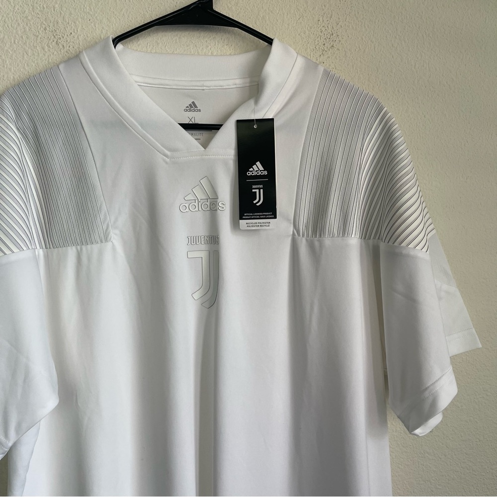 Adidas Juventus Climalite Short Sleeve Stretch Shirt
